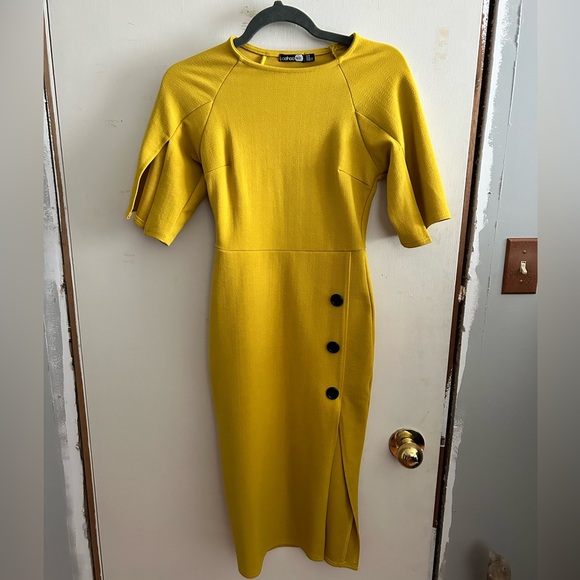Mustard Body Contour Midi Dress - Picture 2 of 3